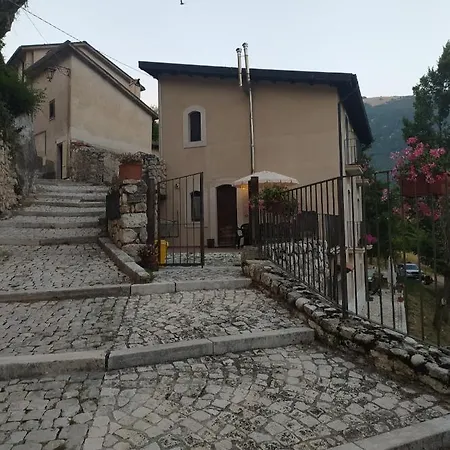 Διαμέρισμα Al Castello Villetta Barrea