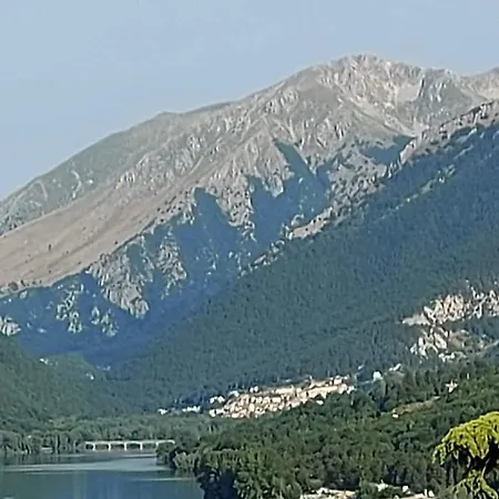 Al Castello Apartmán Villetta Barrea